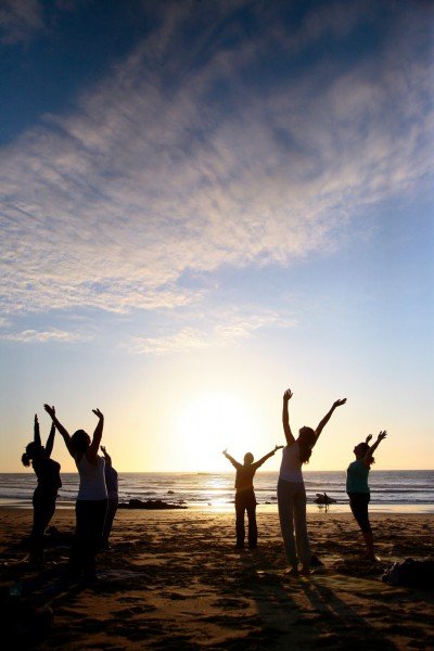 BEACH YOGA